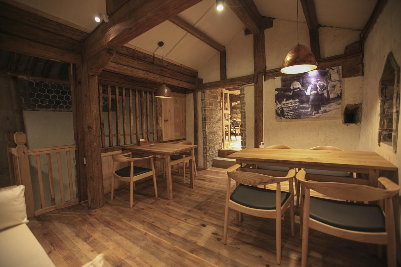 Dalixizhou Bieyuan Guesthouse Dali  Exteriör bild
