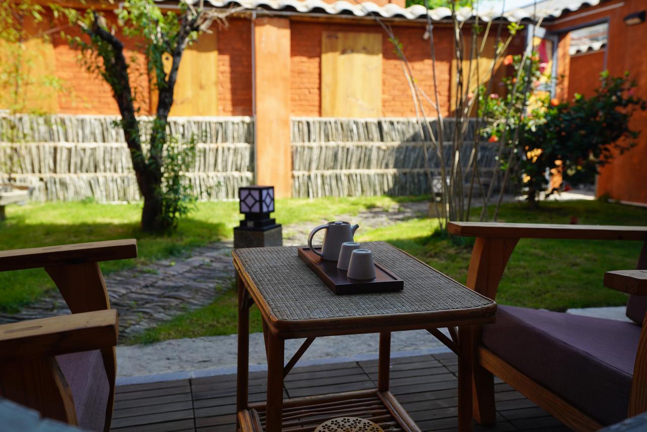 Dalixizhou Bieyuan Guesthouse Dali  Exteriör bild