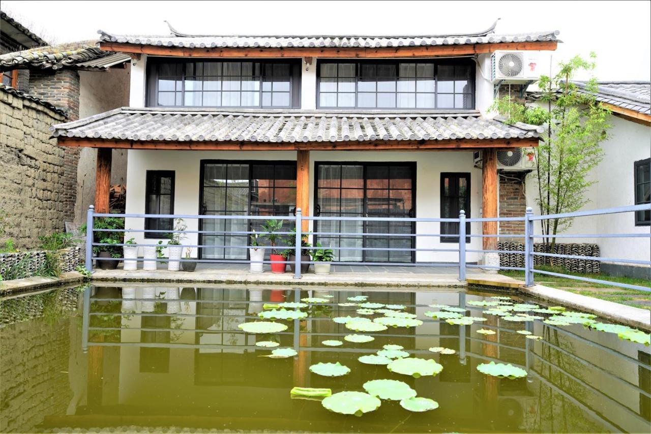 Dalixizhou Bieyuan Guesthouse Dali  Exteriör bild